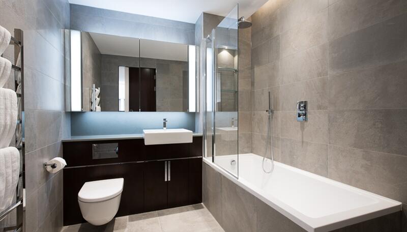 4 Thornes House, 6-8 Charles Clowes Walk, London